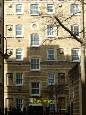Photo 6x4 Whitecross Estate Looking through from Dufferin Street to 'T' b c2016