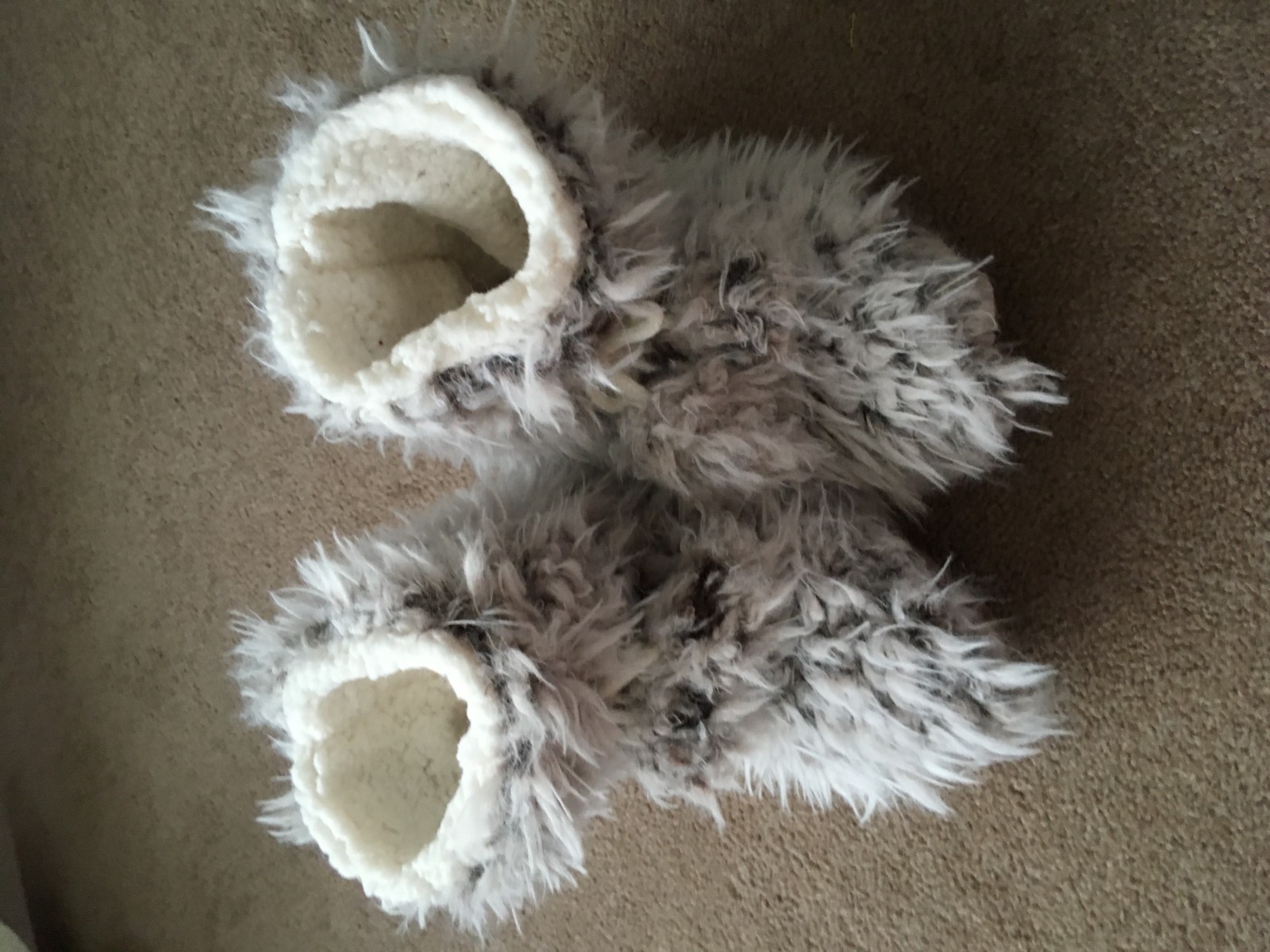 SAOLA PANTOFOLE STIVALETTI NUOVI SENZA ETICHETTE MORBIDE MORBIDE GRIGIE CON SUOLA ANTISCIVOLO TESTURIZZATA 1 3