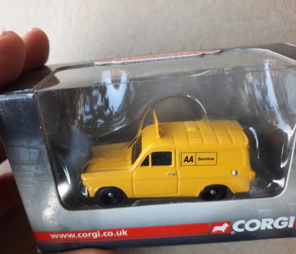 CORGI TRACKSIDE FORD ANGLIA VAN AA SCALA 1/76 OO - Immagine 2 di 4