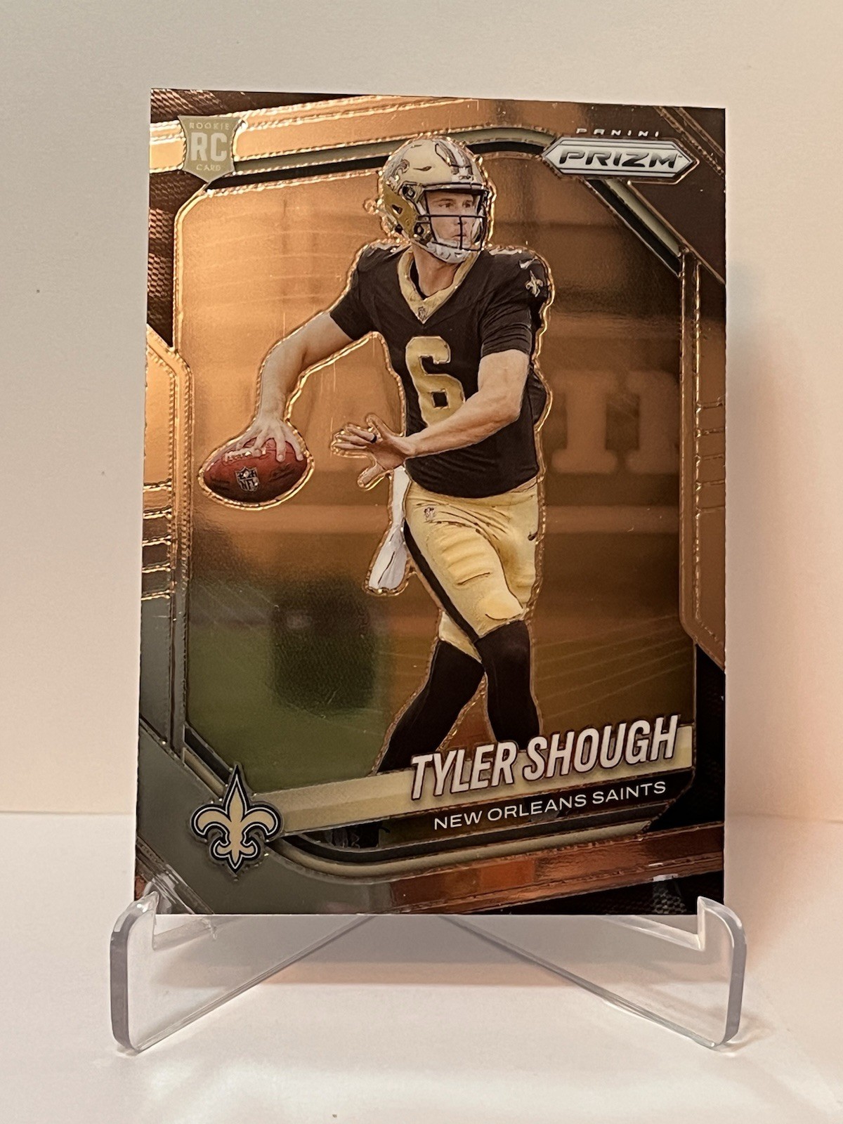 2025 Panini Prizm - Rookies Tyler Shough #327 (RC)