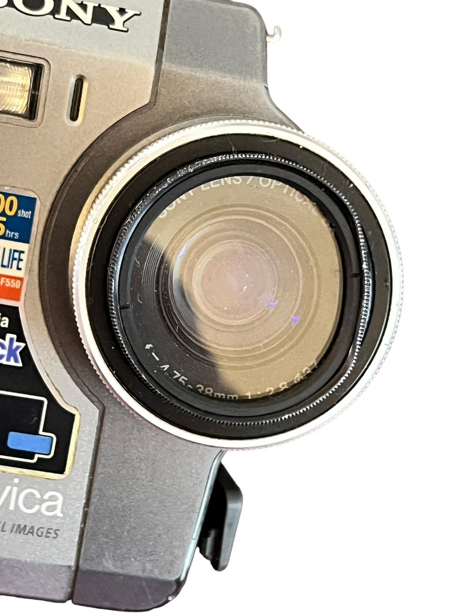 Sony Mavica MVC-FD90 Still Camera 4X Digital Zoom 1.6 Mega Pixel