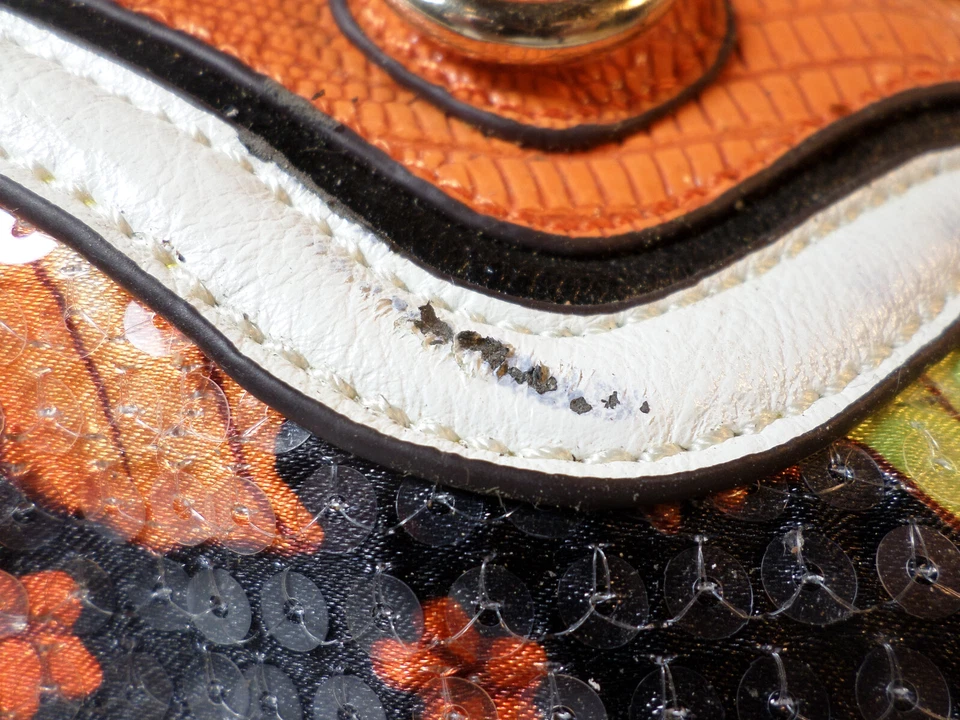 Nicole Lee Premiun de Suzy Han ~ Lentejuelas Naranja ~ Diseño Floral ~ Sin Correa para el Hombro Foto 2 de 4