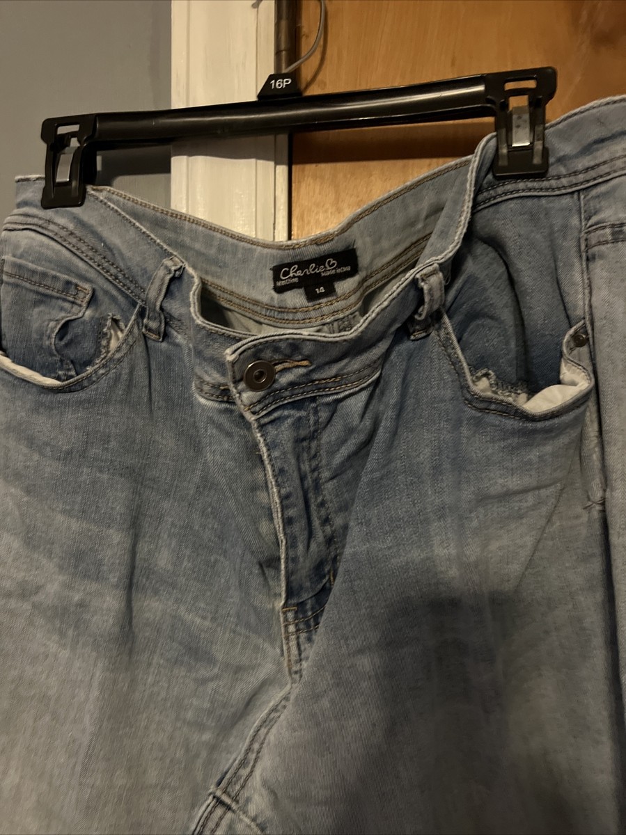 ChaRlie-b☆ Charlie B Jeans Ruffle Fray Trim Light Wash Straight Leg Stretch