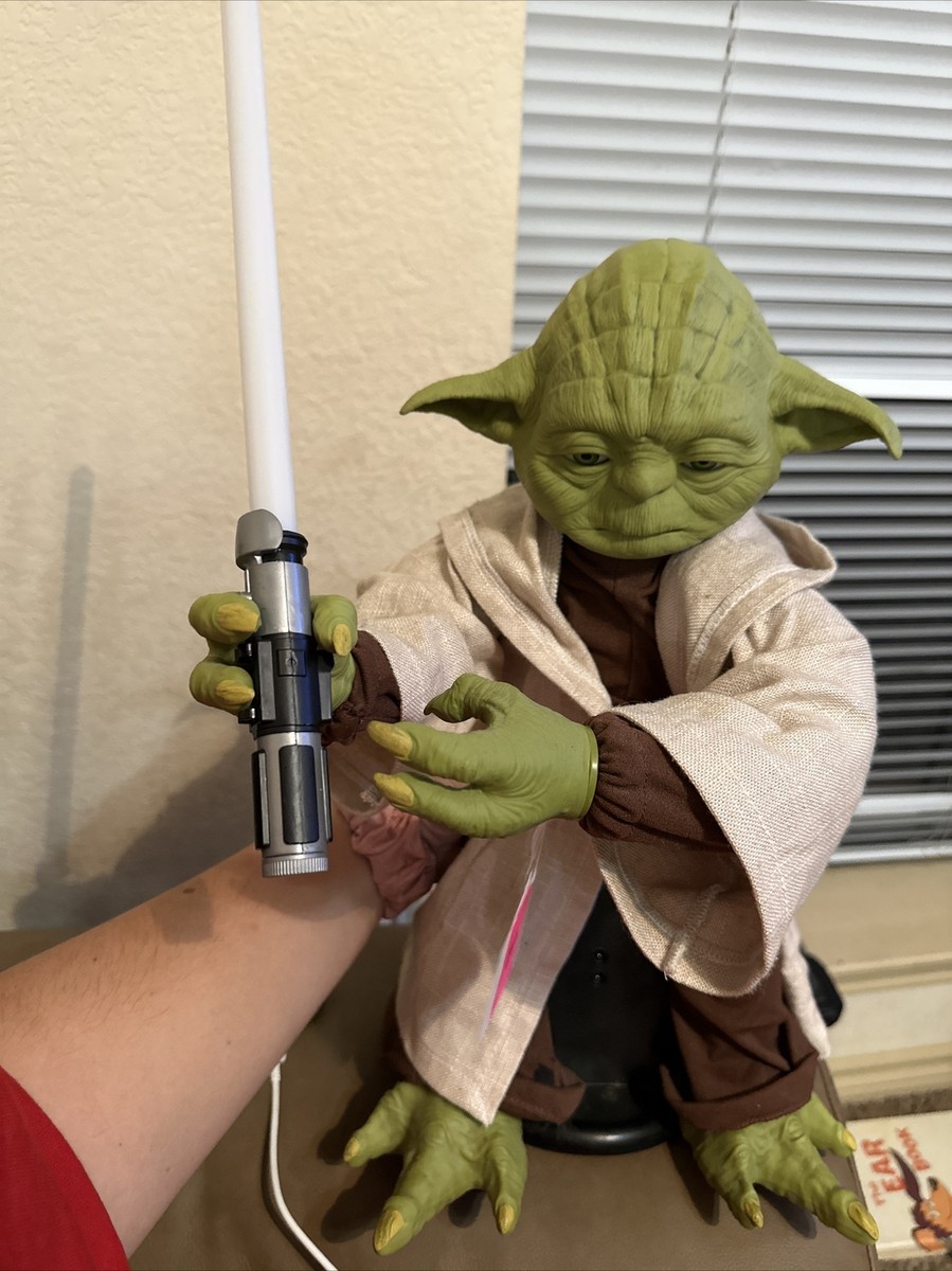 Legendary Jedi Master Yoda-Action Figure- 16