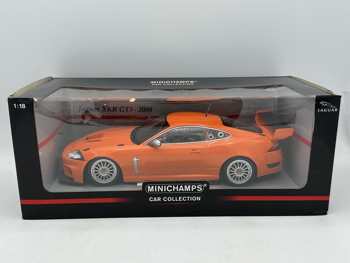 AUTOart 1:18 ジャガー　XKR コンバーチブル AUTOart 1:18 Scale Jaguar XKR Convertible, Midnight. ezToys