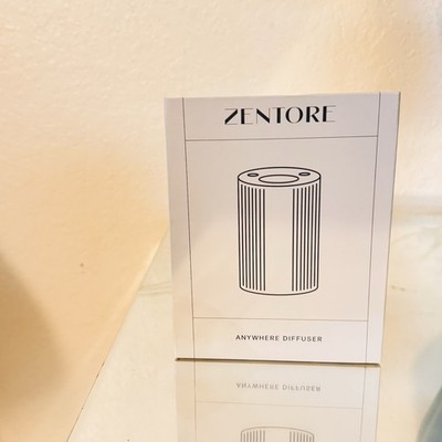 Zentore Anywhere Diffuser Gray Aromatherapy Wall Plug-In Device