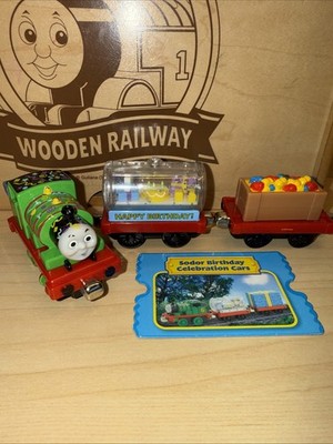 BIRTHDAY PERCY THOMAS FRIENDS TRAIN Diecast TAKE N PLAY ALONG ! SURPRISE CARGO
