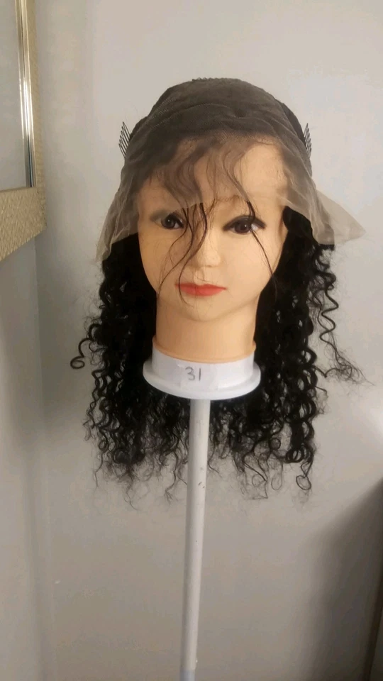 High-Quality Top 18 To 20 " Black Wavy 150% Virgin Human Hair  Lace Wig  - Image 4 of 4