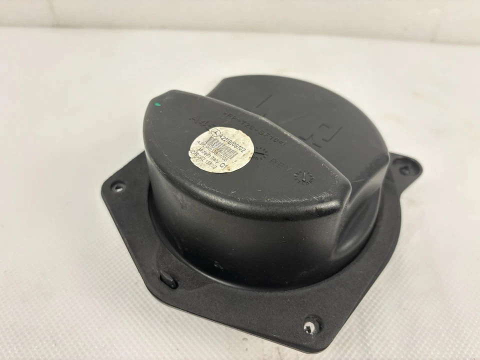 07-13 Altavoz puerta trasera izquierda o derecha Mercedes W221 S63 S550 Bang & Olufsen OEM Foto 4 de 4