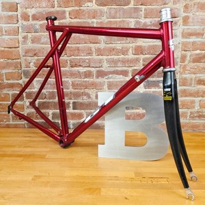 GT 700C Road Bike Frameset 54cm c-c 100/130mm TRIPLE TRIANGLE!! Red Alloy   g6