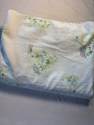 Springmaid Wondercale Fresh Daisies Blue Percale Full Flat Sheet 1970 s