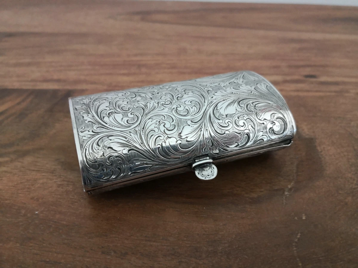 Argent Rare Petit Sac ou pochette De Soir e rigide cisel poque