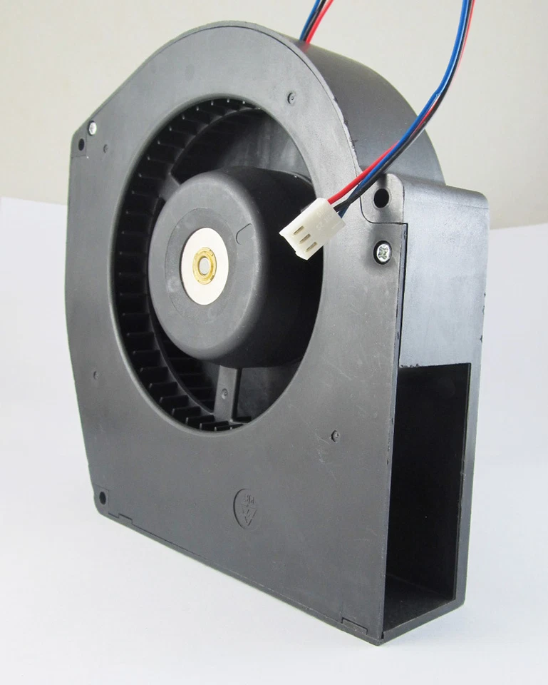1pc Delta BFB1612 159x 165x 40mm DC 12V 2.15A Blower Fan 3pin 2510 Connector - Image 3 of 4