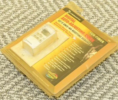 Intermatic SS8C Digital Auto Adjusting Sun Timer Programmable SEALED OEM
