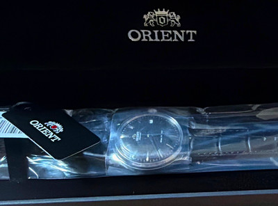Orient Bambino Men's Automatic Watch Black Dial Black Leather Strap Date Box