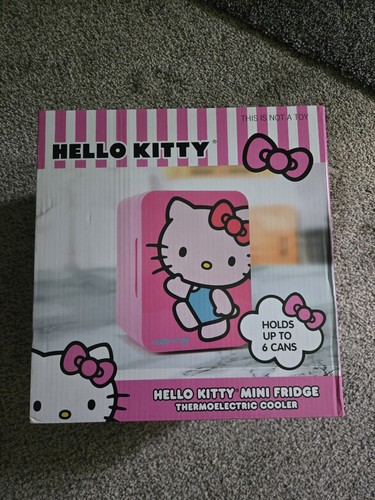 Hello Kitty Pink 6 Can Personal Mini Fridge Thermoelectric Cooler Sanrio 4L