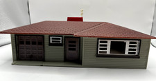 Plasticville 10x5" House Train Accessories Bachmann Red Green