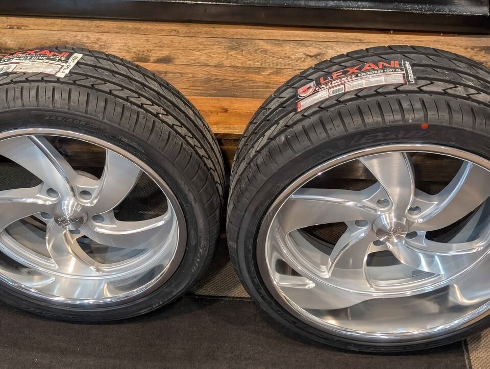 20x8 22x10.5 US MAGS DESPERADO U134 WHEELS TIRES CHEVY C10 C1500 OBS ...