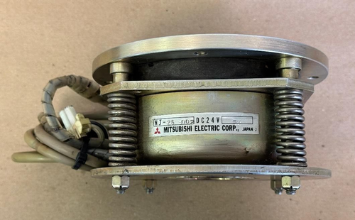 MITSUBISHI MAGNETIC CLUTCH BRAKE NJ-25-002 24VDC 54 - Picture 2 of 9