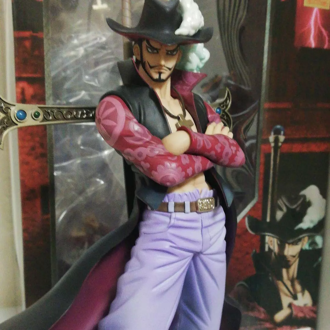 Figura De Ação One Piece Dracule Mihawk Pop Excelent Model 2