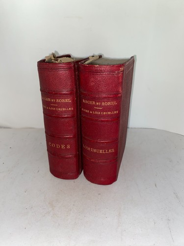 Roger & Sorel Codes et Lois usual 2 Bände 1870 - Bild 1 von 3