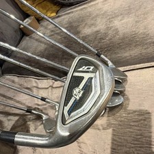 Wilson D7 XS Right-Handed Iron Set 5-SW     7 Clubs - Regular Steel Shafts