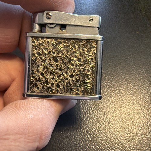 VINTAGE STAINLESS STEEL DECORATIVE ETCHED CIGARETTE LIGHTER JAPAN