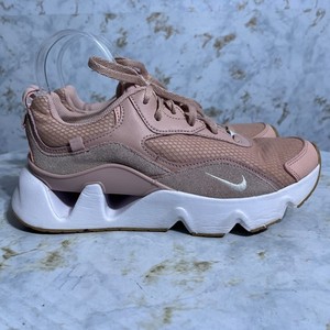 nike burgundy ryz 365 trainers