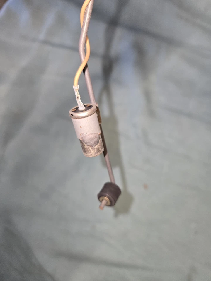 Honda VTX 1800n 2004 sensor de nivel de combustible Foto 4 de 4