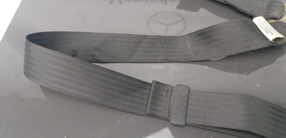 MERCEDES BENZ W123 S123 Wagon cinturón de seguridad trasero REPA Foto 3 de 4