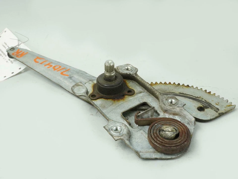 1993 - 1997 Chevrolet Geo Prizm Window Regulator Door Right Passenger Rear Oem - Image 2 of 4