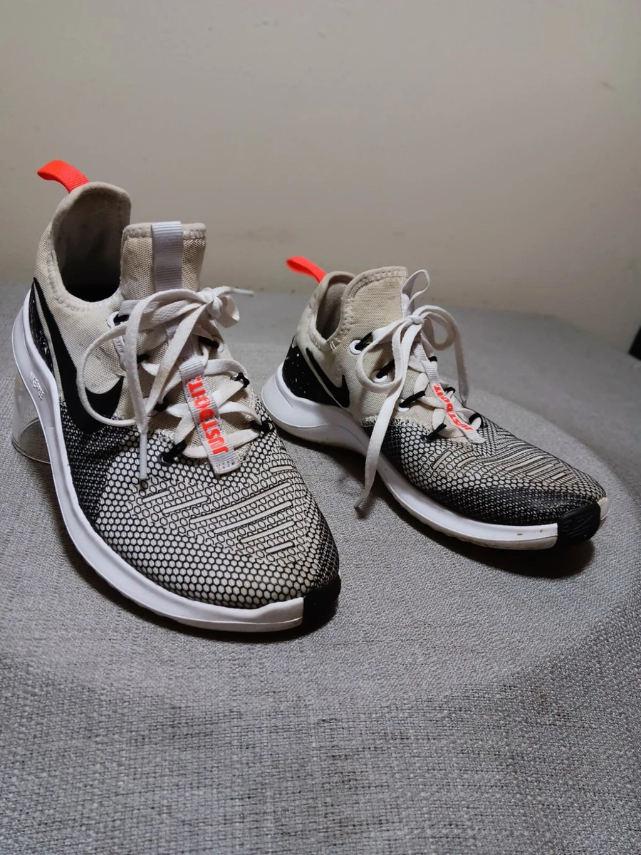 Nike women s free tr 8 2025 white black total crimson