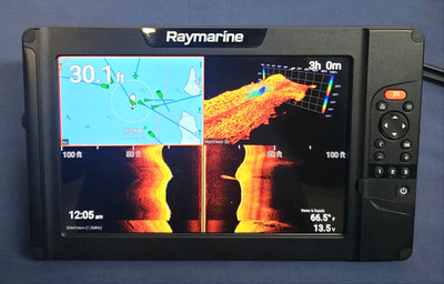 Raymarine Element 12 HV Chartplotter Fishfinder E70536 w/Lighthouse Charts!