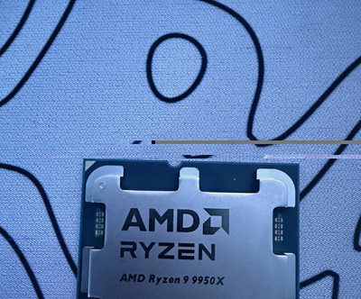 AMD Ryzen 9 9950X 16-Core Desktop CPU AM5 4.3GHz MPN AMD Ryzen 9 9950X