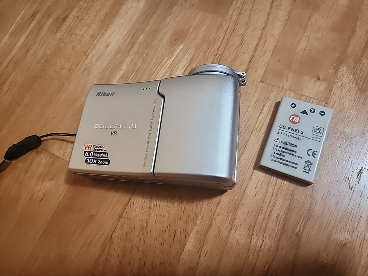 Very Clean] Nikon Coolpix S10 VR Digital Camera Silver | eBay