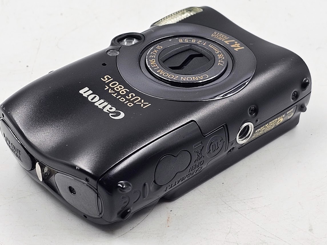 Canon PowerShot Digital ELPH SD990 IS / Digital IXUS 980 IS 14.7MP