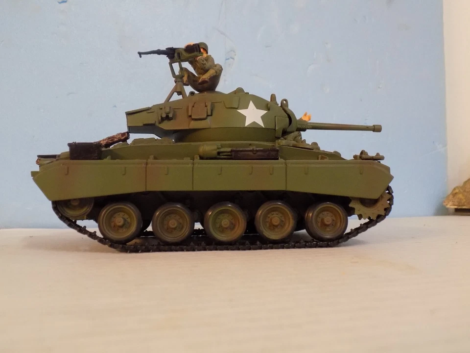 US WW11 Chaffee 75mm Tank Destroyer with two crew (Aug. Listing) - Image 2 of 4