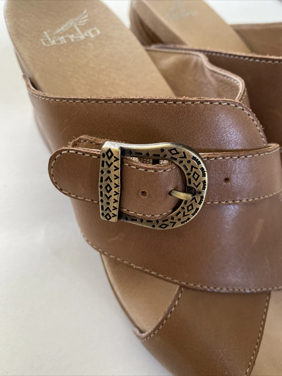 Dansko Amy Womens Size 40 US 9.5 10 Tan Leather Sandals Shoes