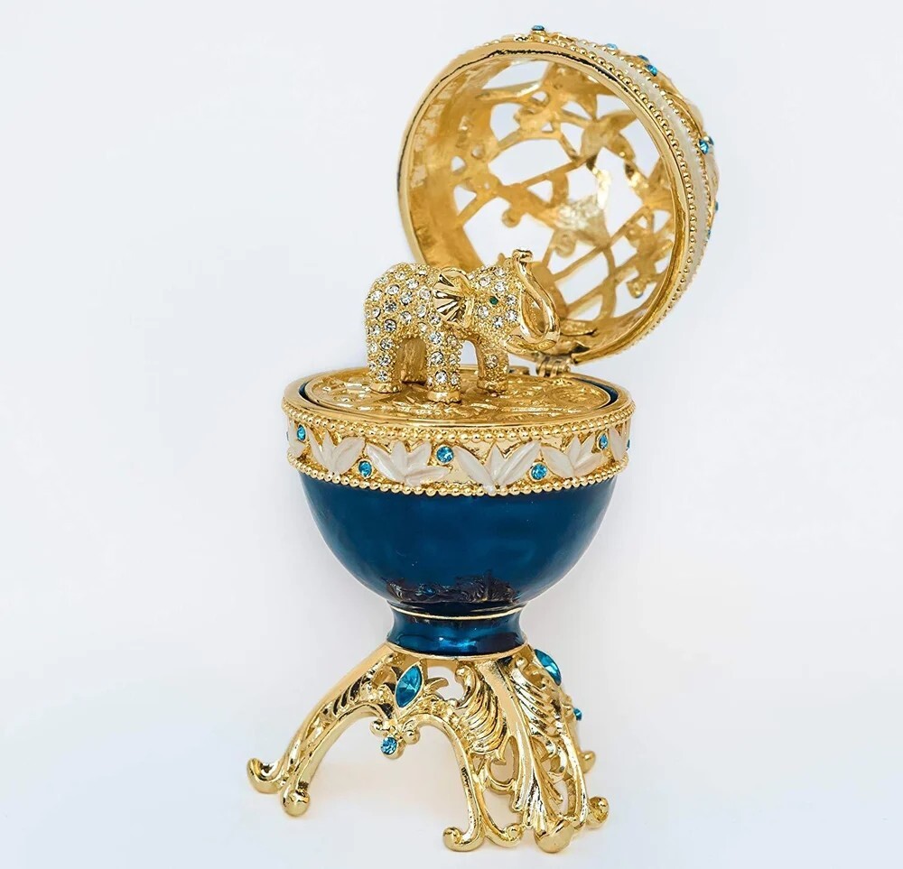 Egg with a Elephant trinket box hand made by Keren Kopal