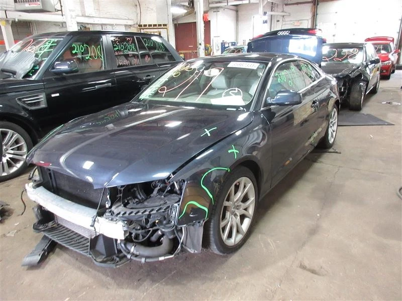 VACUUM PUMP Audi A5 2012 12 1097000 Foto 4 de 4