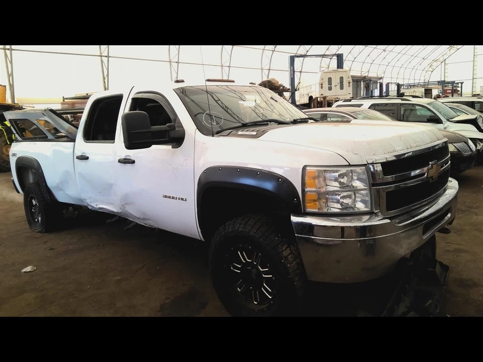 (LOCAL PICKUP ONLY) Hood Fits 11-14 SILVERADO 2500 PICKUP 6797627 Foto 2 de 4