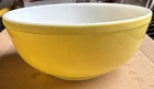 Pyrex 4 qt Primary Yellow 404 Nesting Mixing Bowl