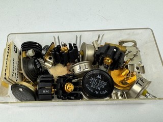Konvolut Transistoren seltene Bauteile Siemens TF80/80 2N1358 2S024 Audio