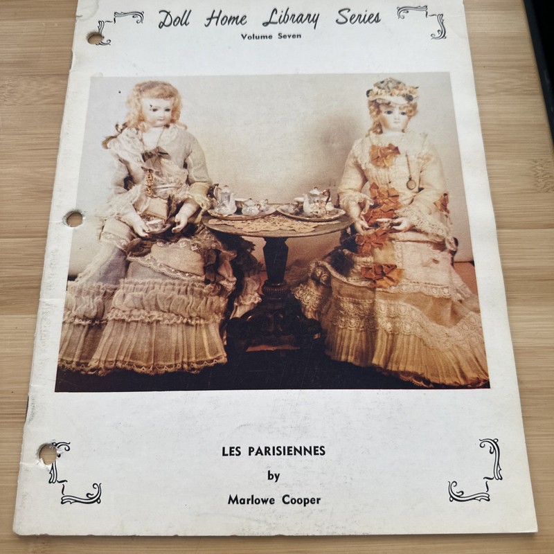 Doll Home Library Series Vo. 7 French Costumes Marlowe Cooper Book VGC 1971
