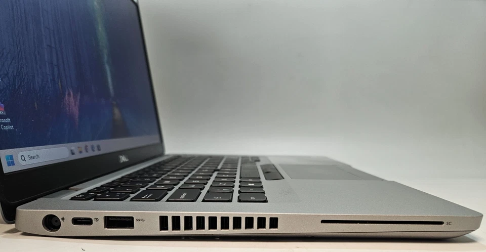 Dell Latitude 5410 · i5-10310U · 8GB · 128GB, photo 4 of 5
