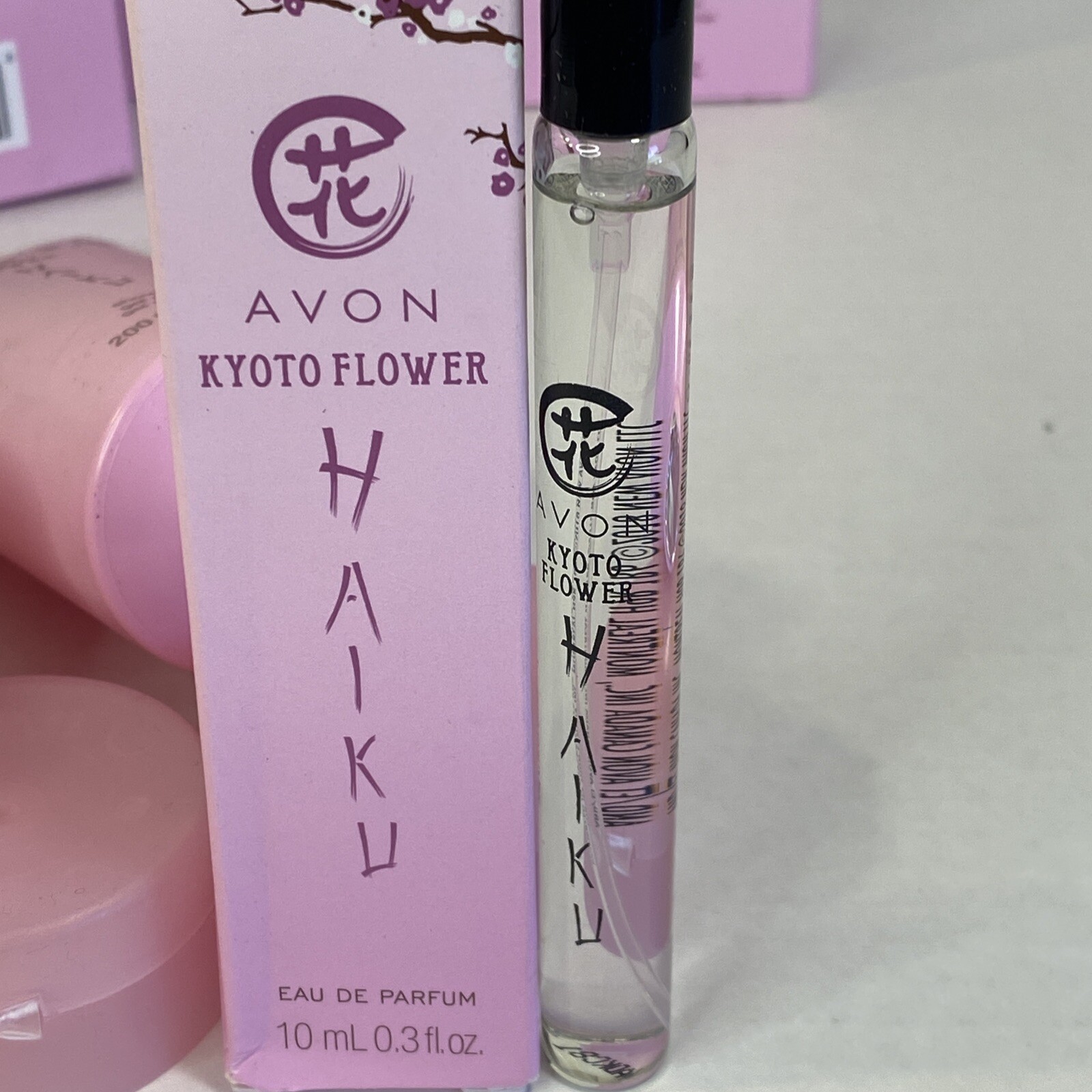 Avon Haiku Kyoto Flower Eau De Parfum Set Shower Gel /Travel Parfum 3