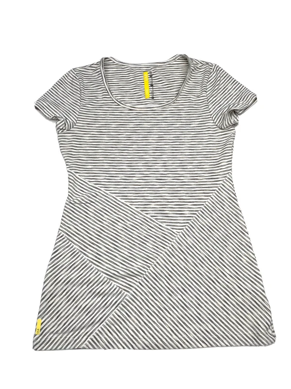 lole striped slim fit athletic pullover shirt