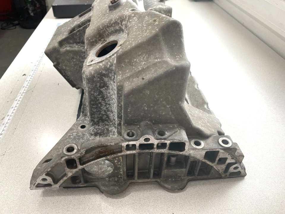 2007-2013 BMW X5 3.0Si E70 ~ масляный поддон ~ 11137560308 - Изображение 2 из 4