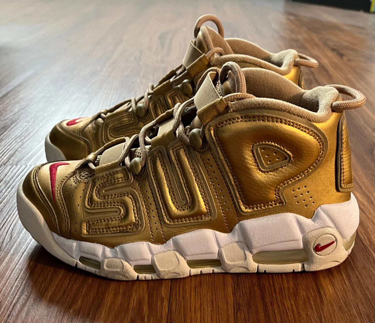 Nike x Supreme Air More Uptempo Gold taille 6,5 902290 700 2017