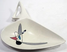 Metlox Poppytrail California Contempora Atomic Mid-Century Handled Veggie Dish